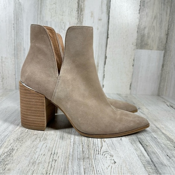 Steve Madden Tan Ankle Boots - Picture 4 of 11